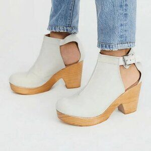 Free People Amber Orchard Clog- Like New condition